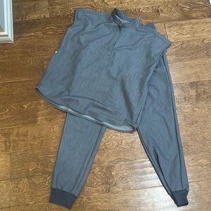 Figs scrubs set! Small Rafaela top and medium jogger pants! EUC
